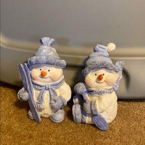 Snowman statue set